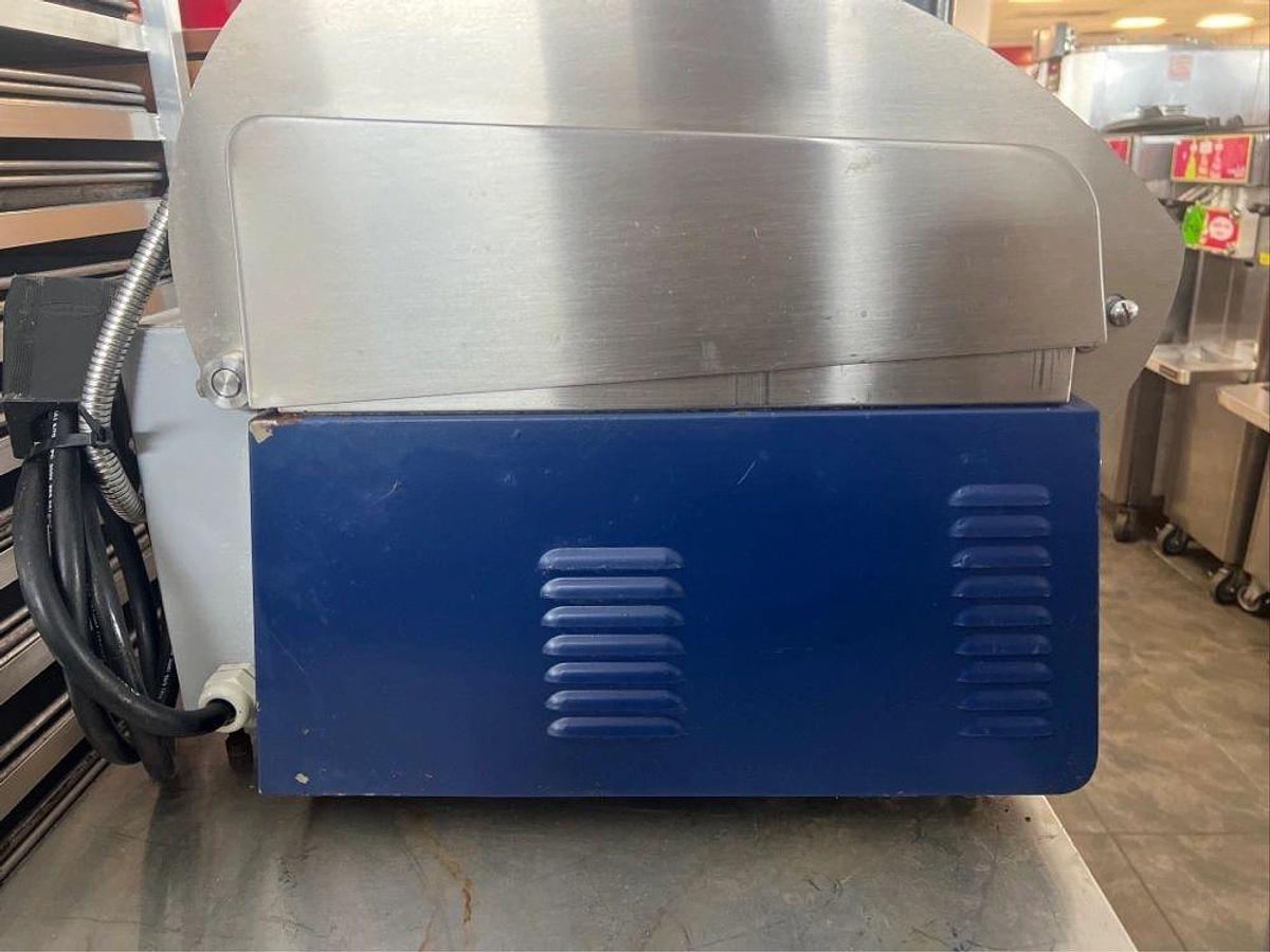 Used Electrolux HSPPA1 Countertop High Speed Sandwich Panini Press Grill 208v/1pElectrolux HSPPA1 Countertop High Speed Sandwich Panini Press Grill 208v/1p