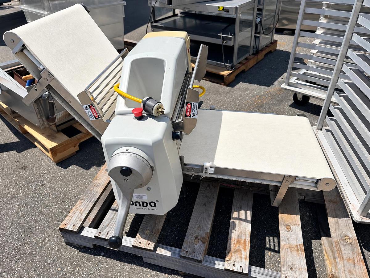 Refurbished RONDO STM5303 Commercial Dough Sheeter 220V 3PH Bakery Pastry Pizza 2016