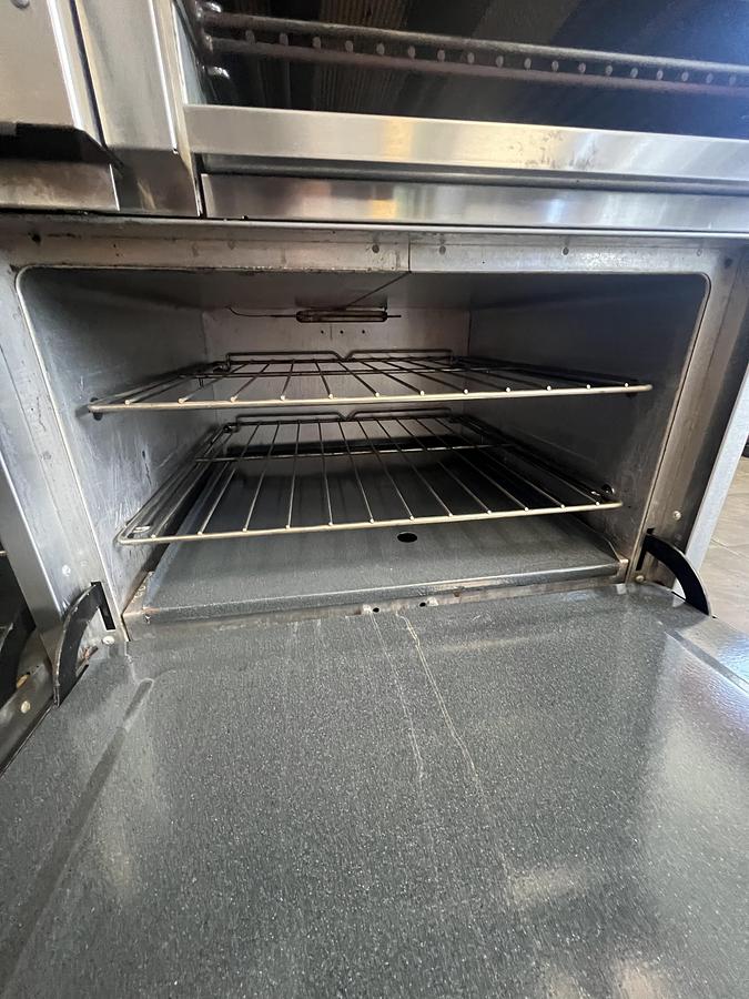 Used Commercial 6 Burner Range with 24" Griddle & Dual Standard Ovens – Natural Gas – Stainless Steel