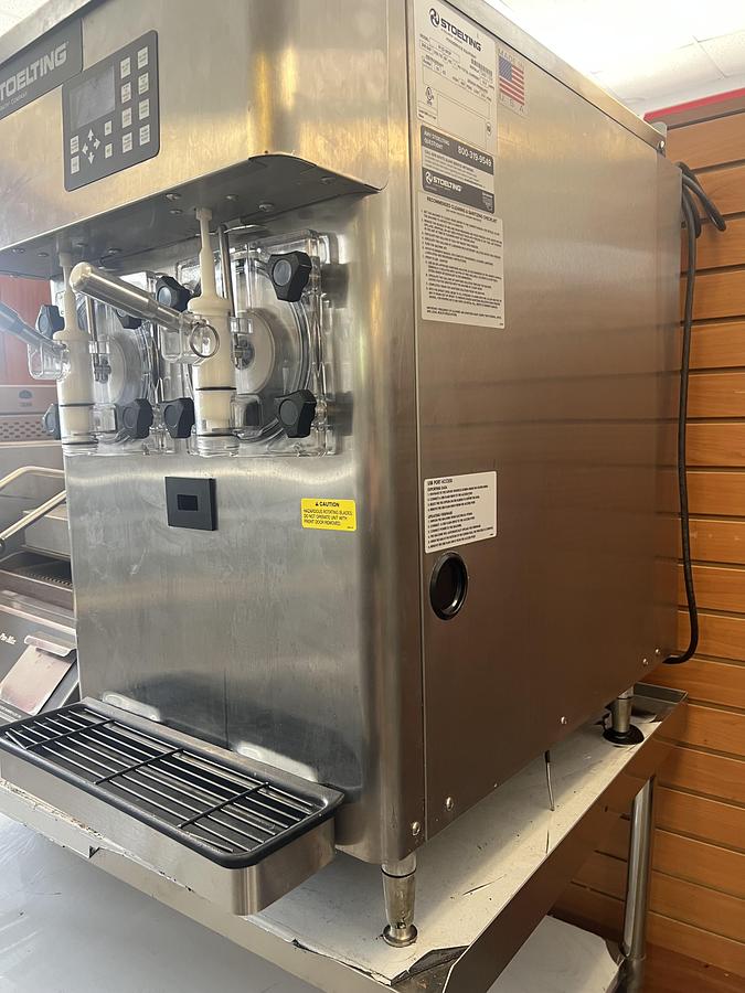 Used Stoelting F231 Twin Flavor Soft Serve / Frozen Dessert Machine