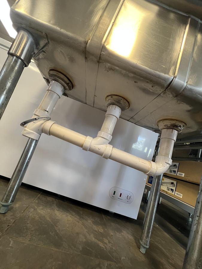 Used Commercial 3-Compartment Stainless Steel Sink – Heavy Duty Restaurant Sink