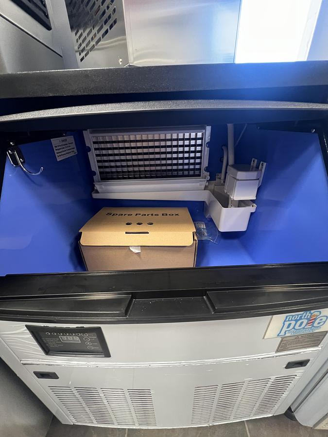 North Pole 210# Undercounter Ice Machine