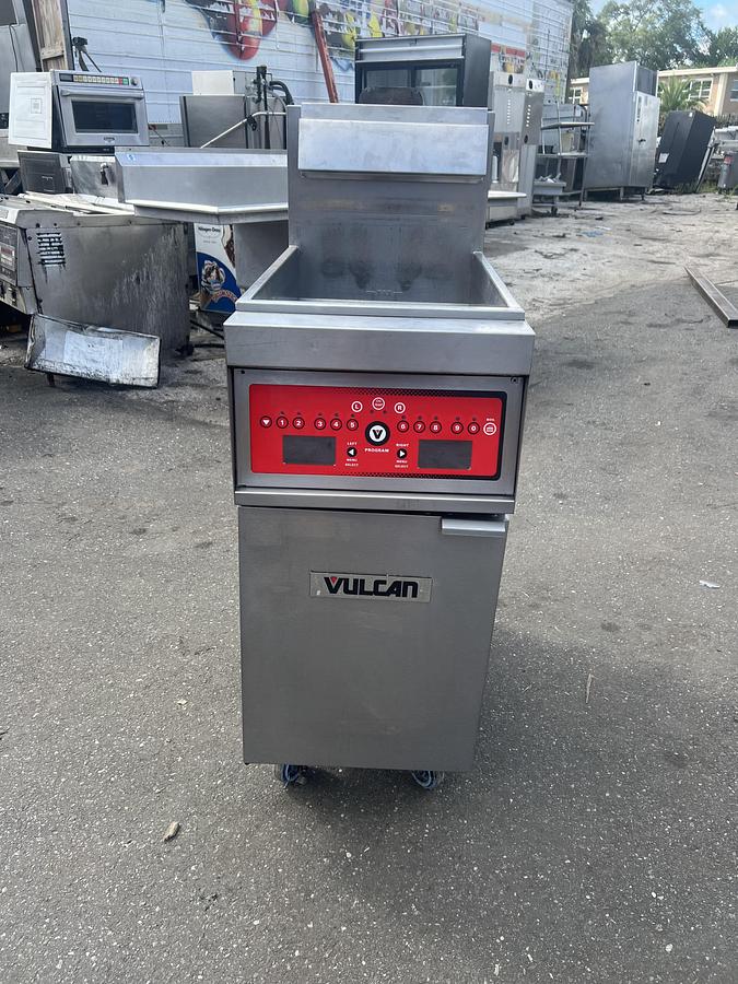 Refurbished Vulcan 1VK45C-1 Commercial Gas Fryer – 45 lb