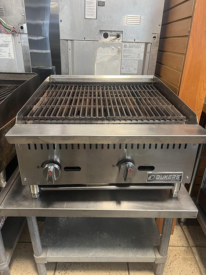 Used Dukers Commercial Gas Countertop Charbroiler Heavy Duty Restaurant Grill