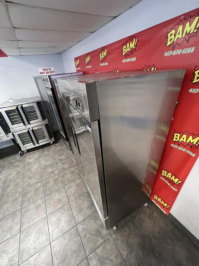 Used Dukers Two Door Reach-In Refrigerator – Commercial Upright Refrigerator – Stainless Steel – 115V