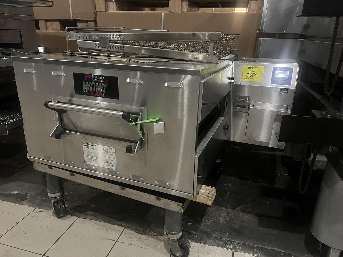 Used Middleby Marshall WOW! Oven 2 Gas-Fired Conveyor Oven – Tested & Working