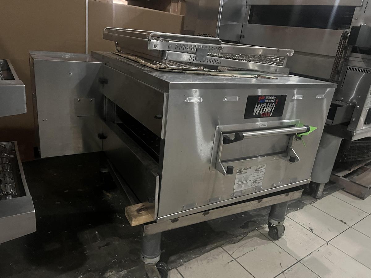 Used Middleby Marshall WOW! Oven 2 Gas-Fired Conveyor Oven – Tested & Working