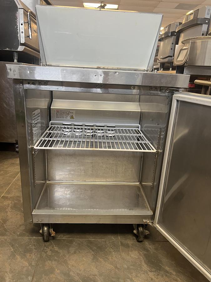 Used North Pole Refrigerated Prep Table – Commercial Stainless Steel Food Prep Station