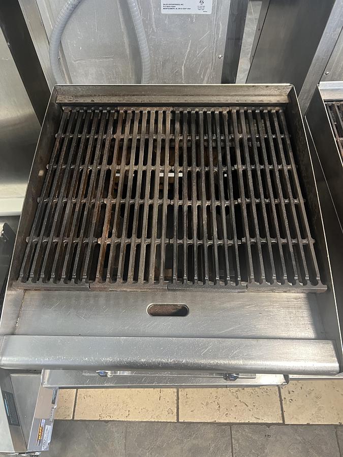 Used Star-Max Commercial Gas Charbroiler Countertop Heavy Duty Restaurant Grill