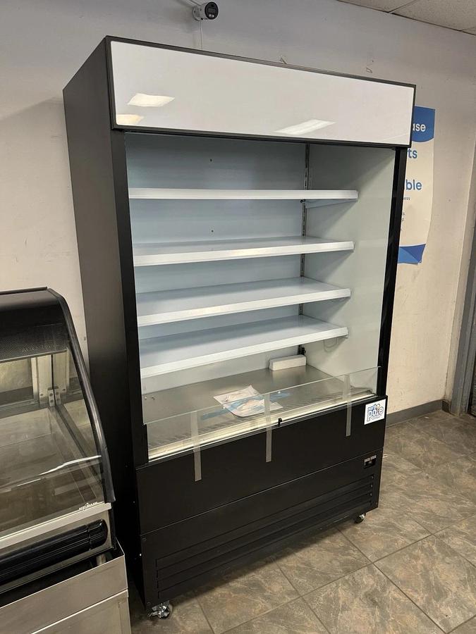 New Open Air Merchandiser, 48 x 28 2/5 x 81 -208-230V /1Phase - 4 Shelves