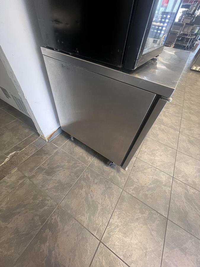 Used True Commercial Chef Base Refrigerator – Stainless Steel Worktop Refrigeration Unit on Casters