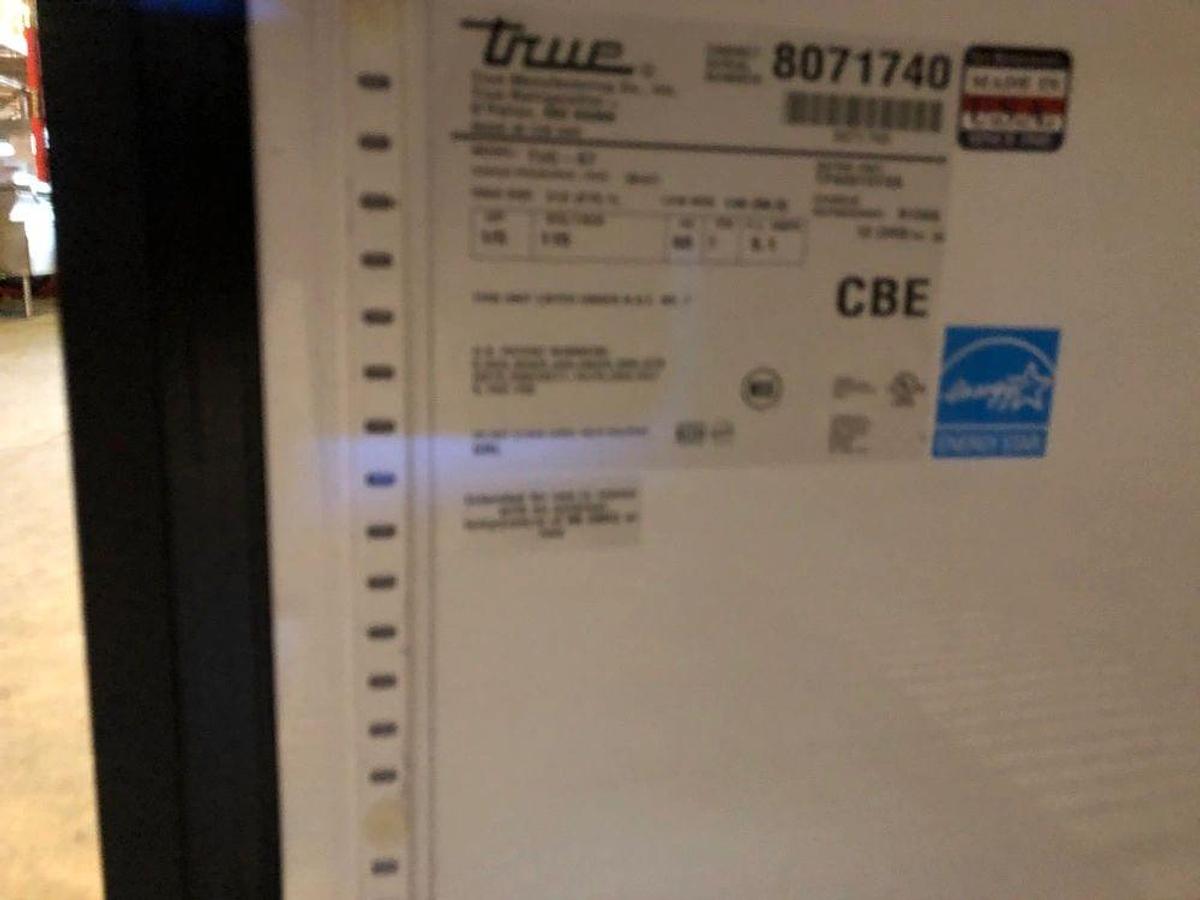 Used Used: True TUC-67-HC 67” W Undercounter Refrigerator w/ (2) Sections & (2) Doors, 115vUsed: True TUC-67-HC 67” W Undercounter Refrigerator w/ (2) Sections & (2) Doors, 115v