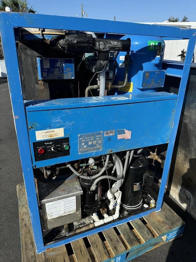 Used Vogt Ice Maker Machine Model 4000, High Capacity Ice Machine,Working When Pulled