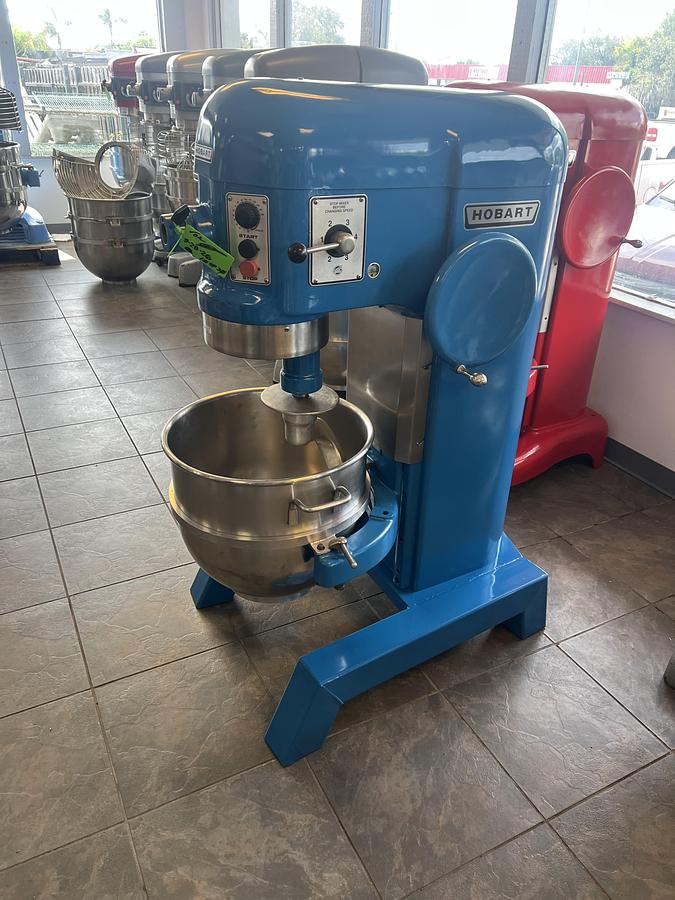 Refurbished Hobart H600T 60 Qt Commercial Mixer 208V 3 Phase 1.5 HP w/ Stainless Bowl
