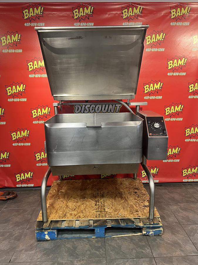 Used Groen 40 Gallon Natural Gas Tilt Skillet