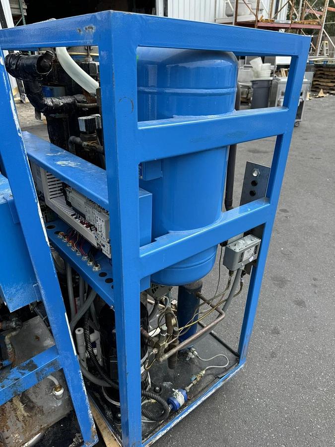 Used Vogt Ice Maker Machine Model 4000, High Capacity Ice Machine,Working When Pulled