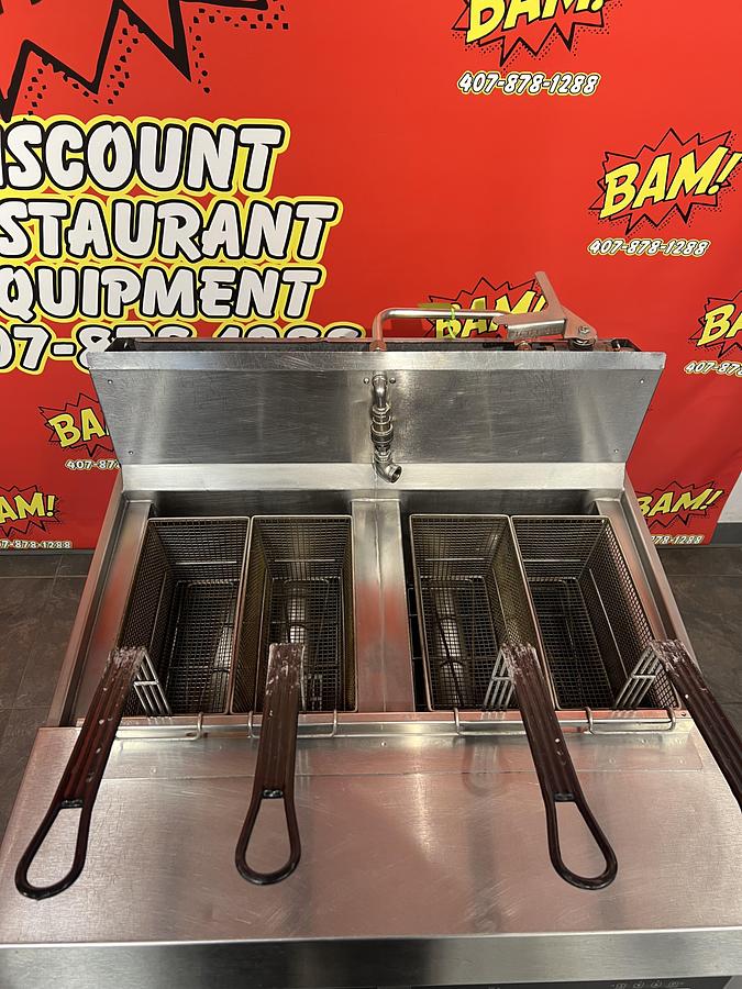 Used Henny Penny Computron 8000 Gas Fryer