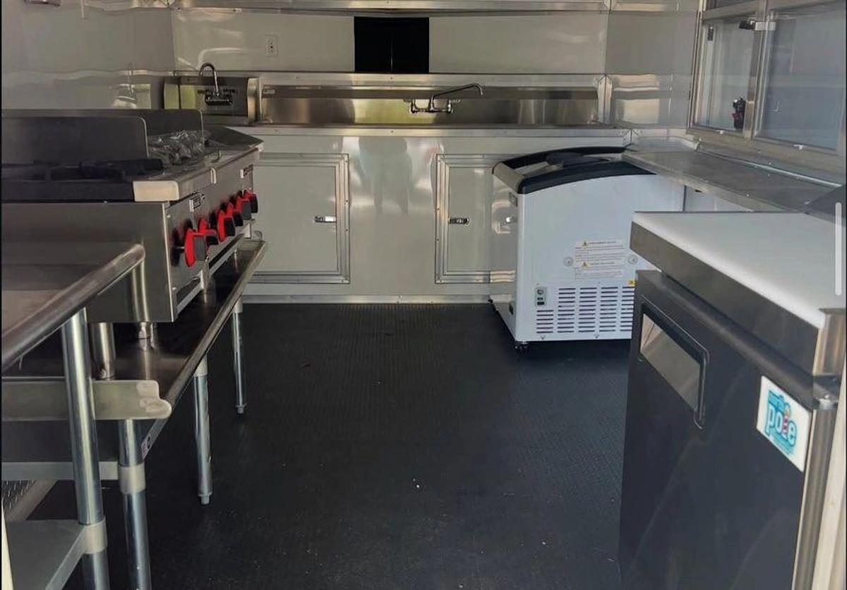 Used 🔥 Turnkey 8.5’ x 14’ Red Food Concession Trailer – Ready to Start Making Money! 🔥🔥 Turnkey 8.5’ x 14’ Red Food Concession Trailer – Ready to Start Making Money! 🔥