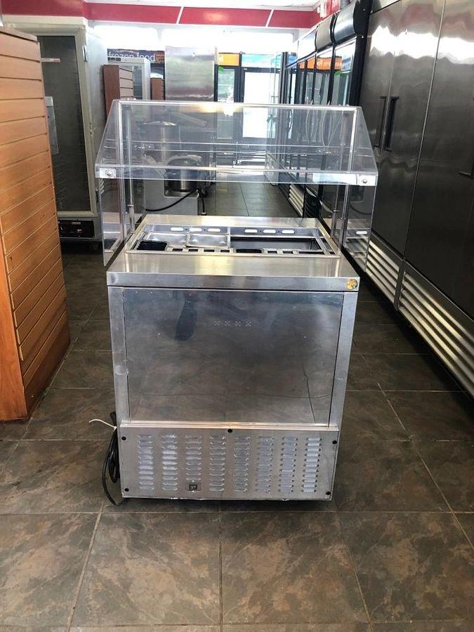 Used Turbo Air 27 1/2" Sandwich/Salad Prep Table w/ Refrigerated Base, 115vTurbo Air 27 1/2" Sandwich/Salad Prep Table w/ Refrigerated Base, 115v