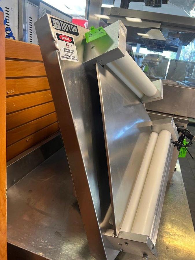 Used NEW ITEMS🚨 Used: Doyon DL18DP Dough Sheeter w/ 2 Rollers for Sheets Up To 17” W, 120vNEW ITEMS🚨 Used: Doyon DL18DP Dough Sheeter w/ 2 Rollers for Sheets Up To 17” W, 120v