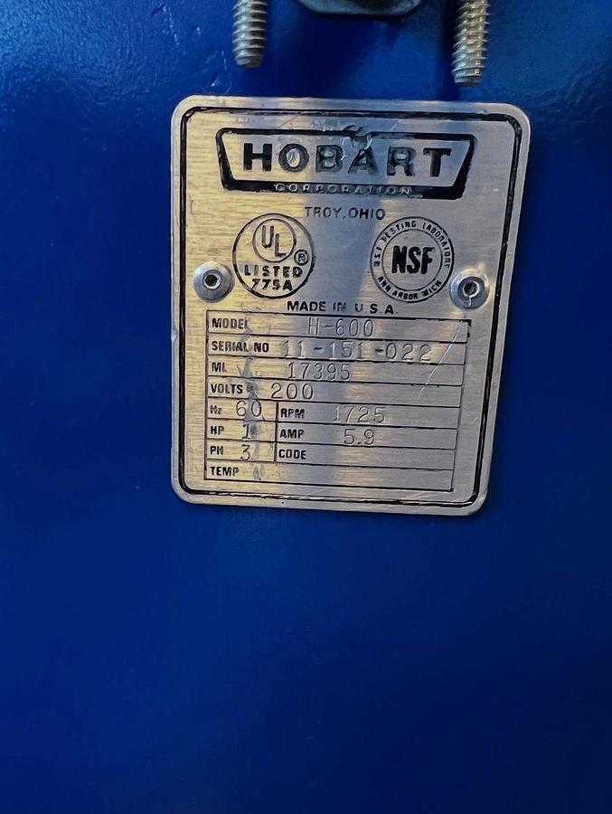 Used Hobart H-600 60 Qt Mixer 1HP - 3Ph - 200v New Stainless Bowl And Dough HookHobart H-600 60 Qt Mixer 1HP - 3Ph - 200v New Stainless Bowl And Dough Hook
