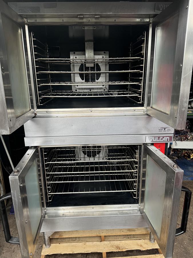 Refurbished Vulcan VC4GD-11D150K Double Stack Gas Convection Oven