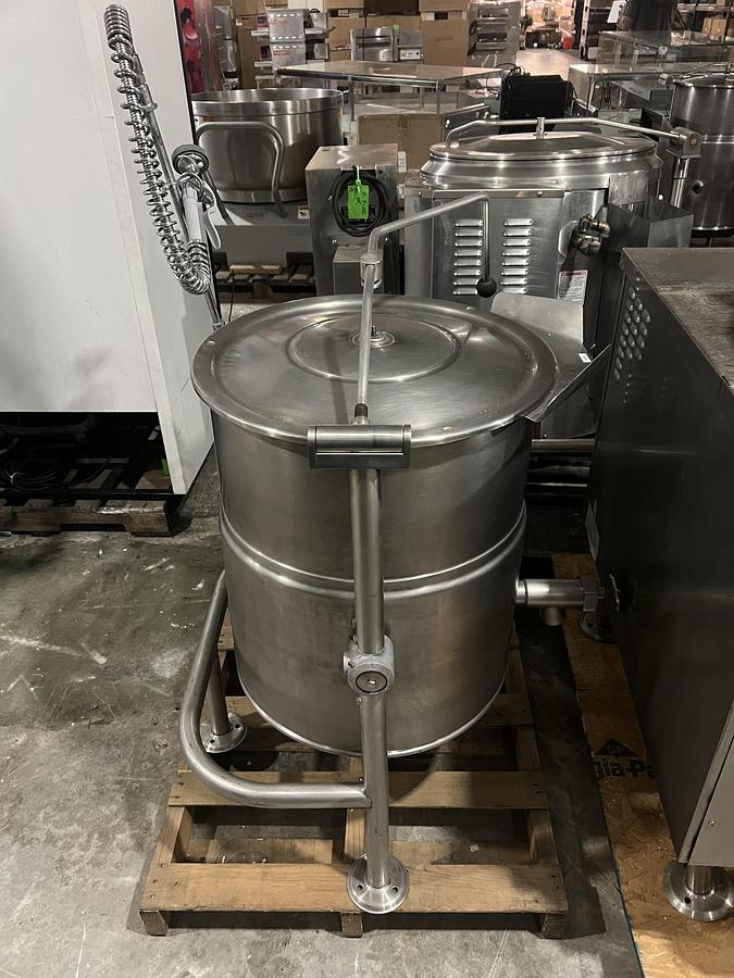 Refurbished Cleveland 25 Gallon Electric Tilting Steam Jacketed Kettle Stainless Commercial