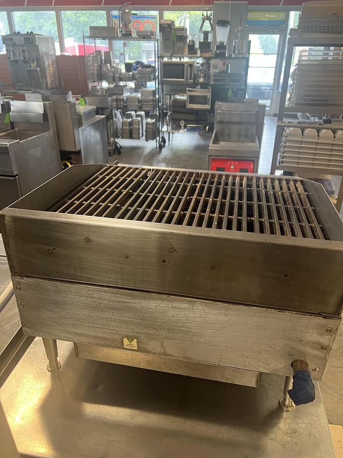 Used Toastmaster Pro-Series Countertop Gas Charbroiler