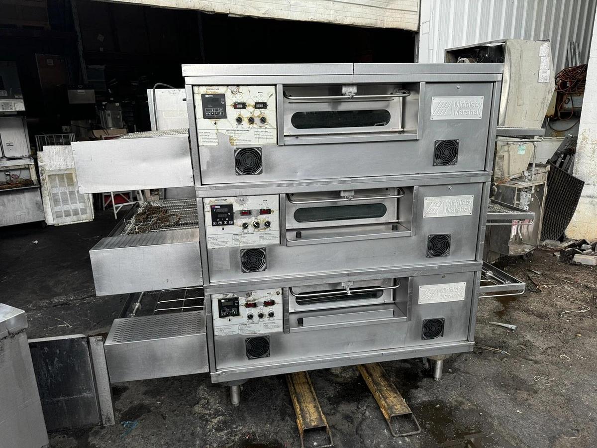Refurbished Middleby Marshall PS570G Triple Stack Pizza Oven Conveyor Natural Gas- Tested