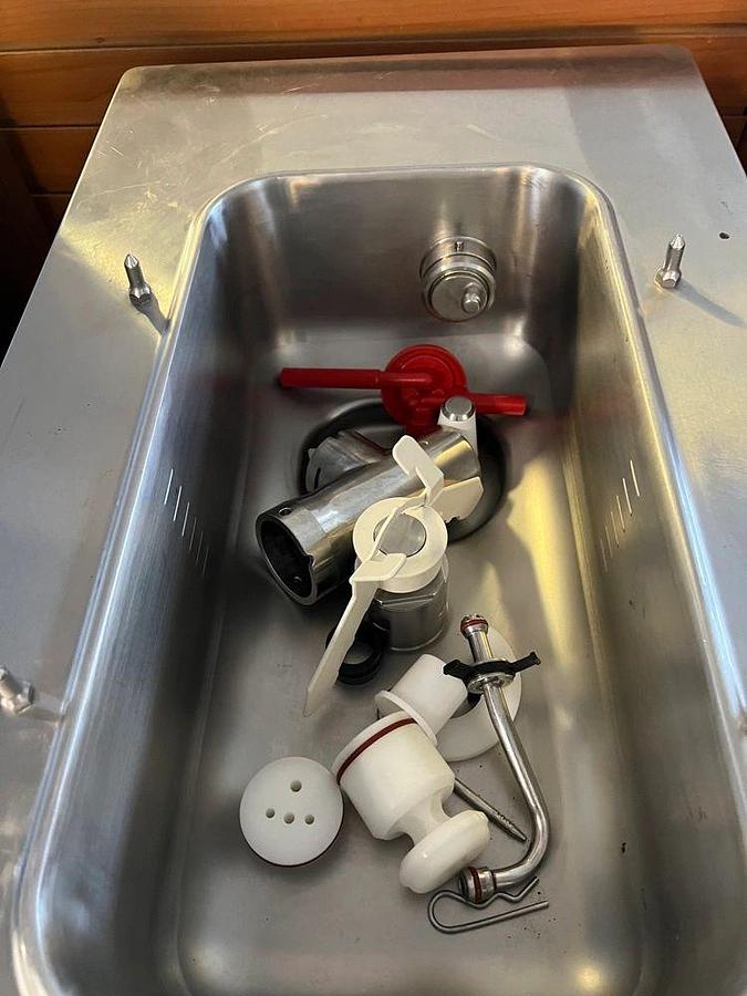 Used 2015 Taylor C708 1 Flav Machine, 208-230v 1 Phase -Water Cooled-Complete-Working2015 Taylor C708 1 Flav Machine, 208-230v 1 Phase -Water Cooled-Complete-Working