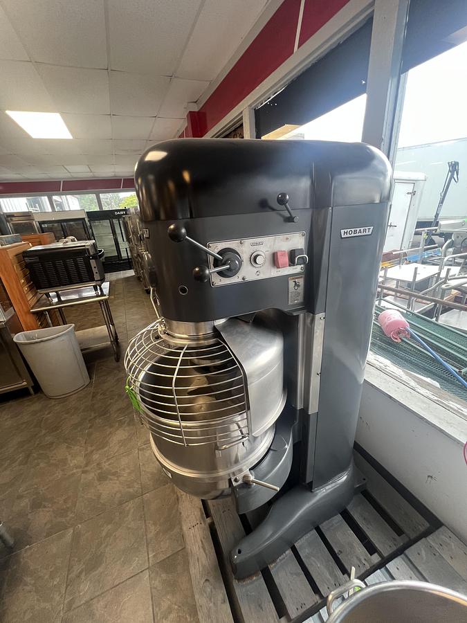 Used Hobart H600 60 Qt Commercial Planetary Mixer w/ Bowl Guard & Attachments