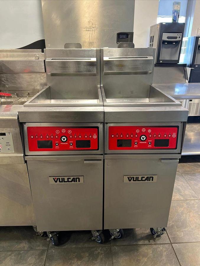 Used Vulcan Model 1 TR45C Natural Gas 2 Bay 50 Lbs Digital Deep Fryers W/ Oil FilterVulcan Model 1 TR45C Natural Gas 2 Bay 50 Lbs Digital Deep Fryers W/ Oil Filter