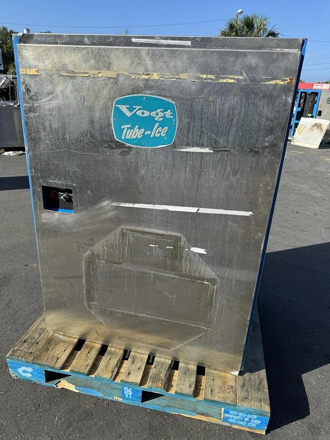 Used Vogt Ice Maker Machine Model 4000, High Capacity Ice Machine,Working When Pulled