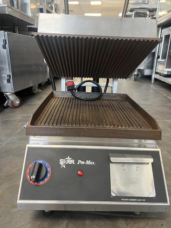 Used Star Pro-Max Commercial Panini Press / Sandwich Grill – Heavy Duty Countertop – Tested