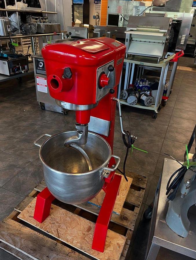 Used Hobart D-300 30 Qt Bakery Dough Mixer w/ Bowl, Hook Volts 115 Phase 1 HP 1/2Hobart D-300 30 Qt Bakery Dough Mixer w/ Bowl, Hook Volts 115 Phase 1 HP 1/2