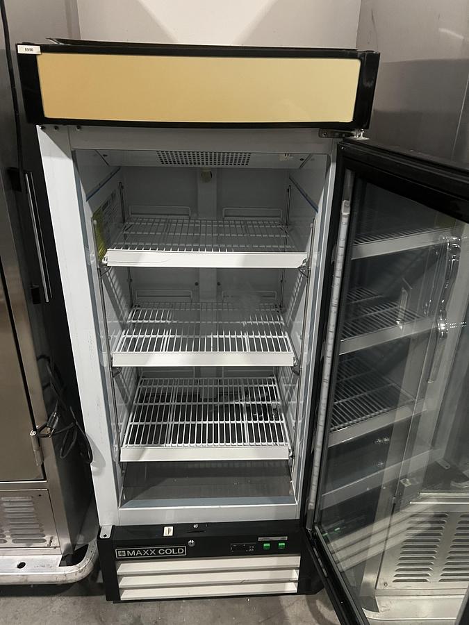 Refurbished MAXX COLD 1 Door Commercial Glass Door Freezer Merchandiser Reach-In