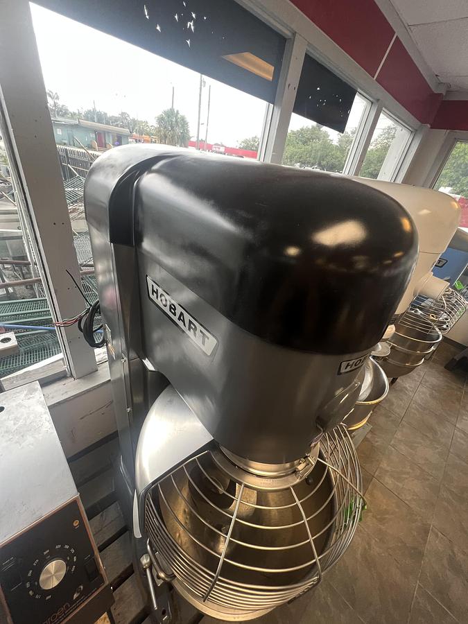 Used Hobart H600 60 Qt Commercial Planetary Mixer w/ Bowl Guard & Attachments