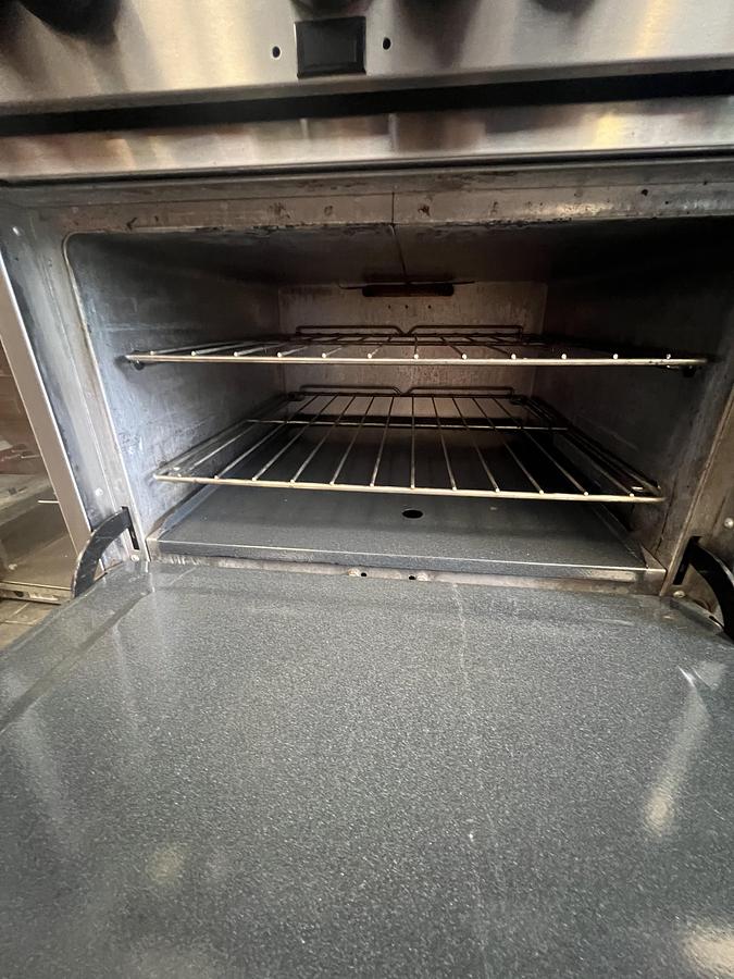 Used Commercial 6 Burner Range with 24" Griddle & Dual Standard Ovens – Natural Gas – Stainless Steel