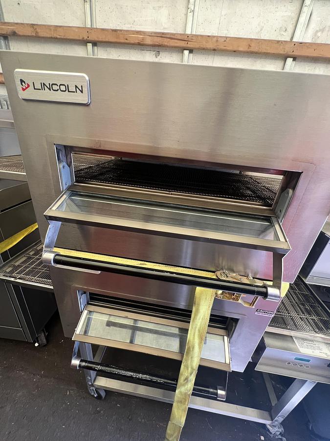 Refurbished Lincoln Double Stack Electric Conveyor Pizza Oven Commercial Dual Deck