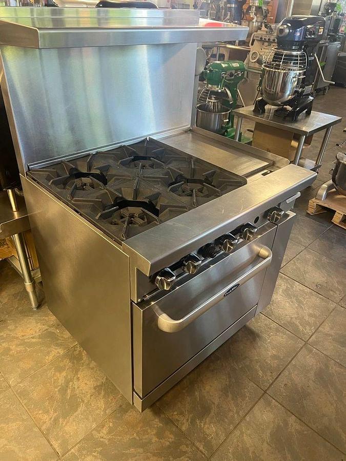 Used AGR-4B12GR — 36″ Gas Range with Four (4) Open Burners & 12″ GriddleAGR-4B12GR — 36″ Gas Range with Four (4) Open Burners & 12″ Griddle