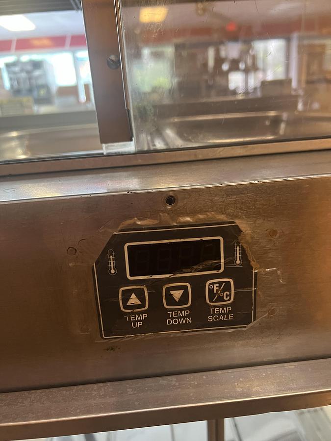 Used Commercial Heated Display Case Hot Food Merchandiser Countertop 120V