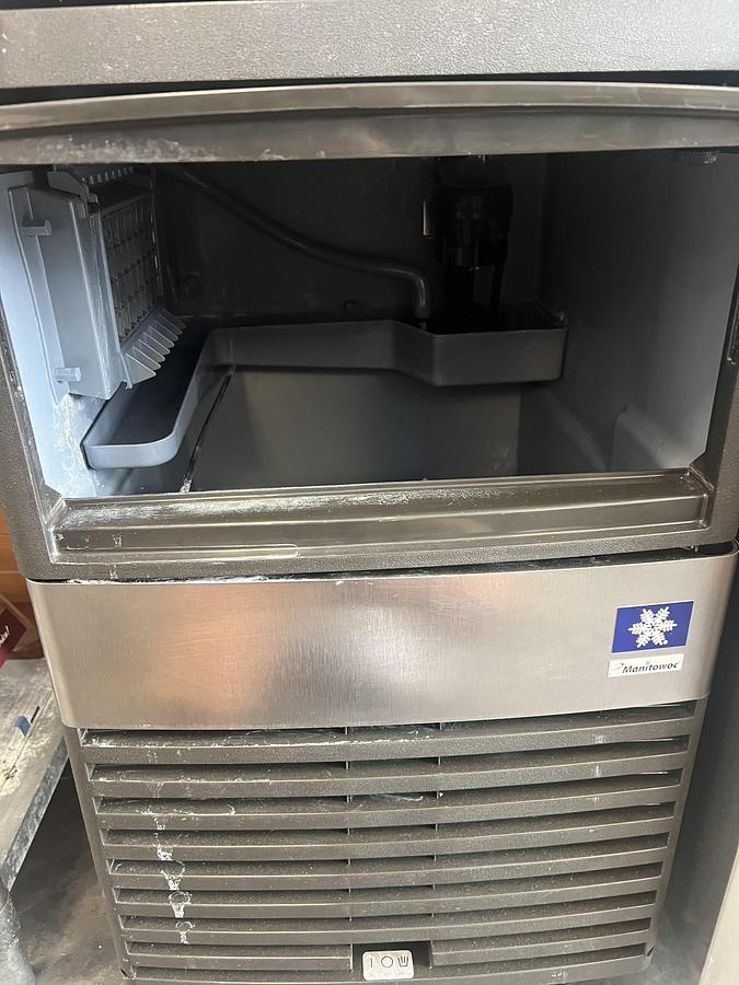 Used Manitowoc Commercial Undercounter Ice Machine