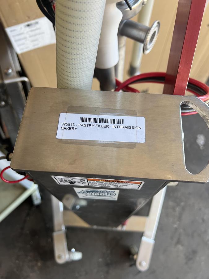 Refurbished Commercial Cake Batter Filler Depositor Portioning Machine Stainless Bakery Equipment