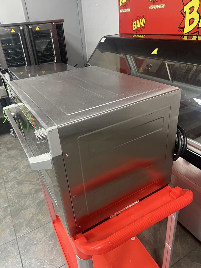 Refurbished Panasonic Commercial Microwave Oven
