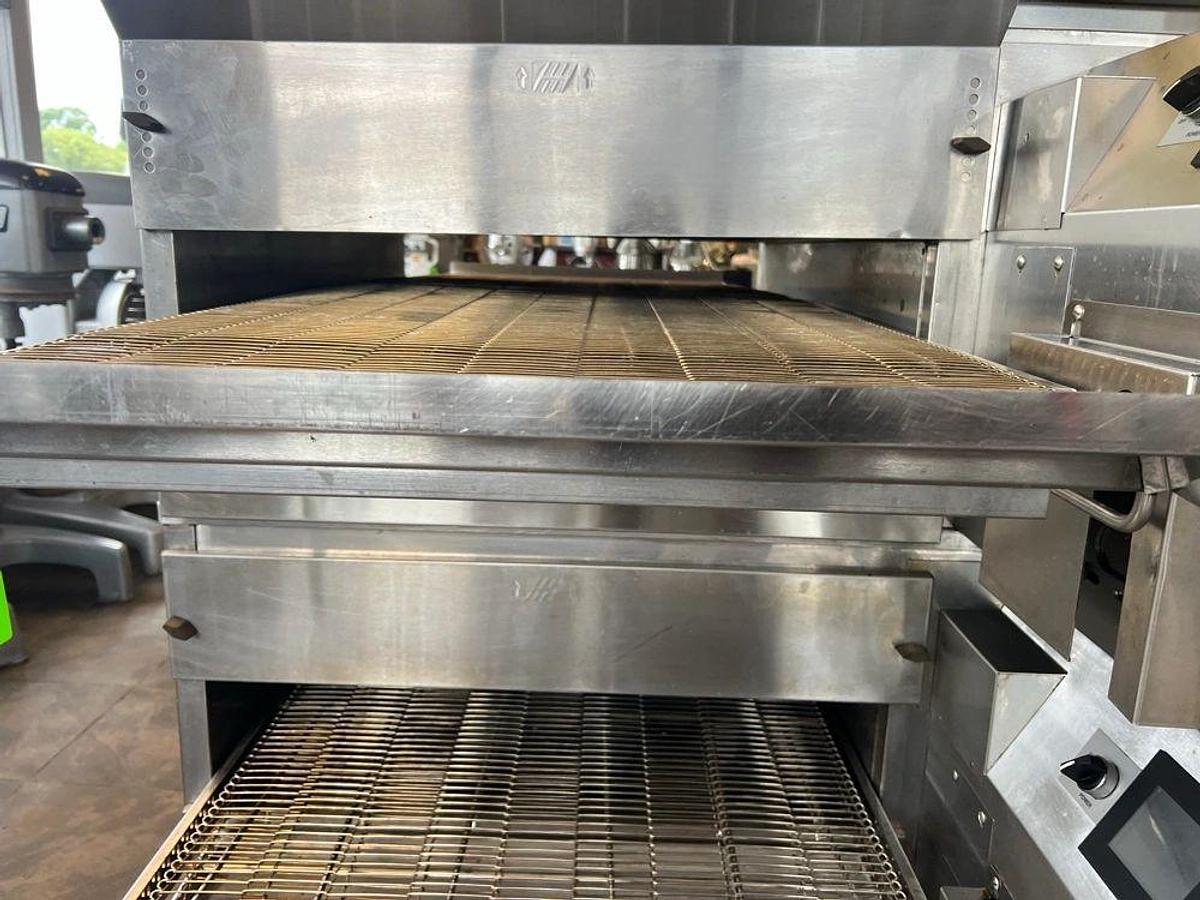 Used Middleby Marshall PS638G-2 65” Gas Double Impingement Conveyor Oven - Natural GasMiddleby Marshall PS638G-2 65” Gas Double Impingement Conveyor Oven - Natural Gas