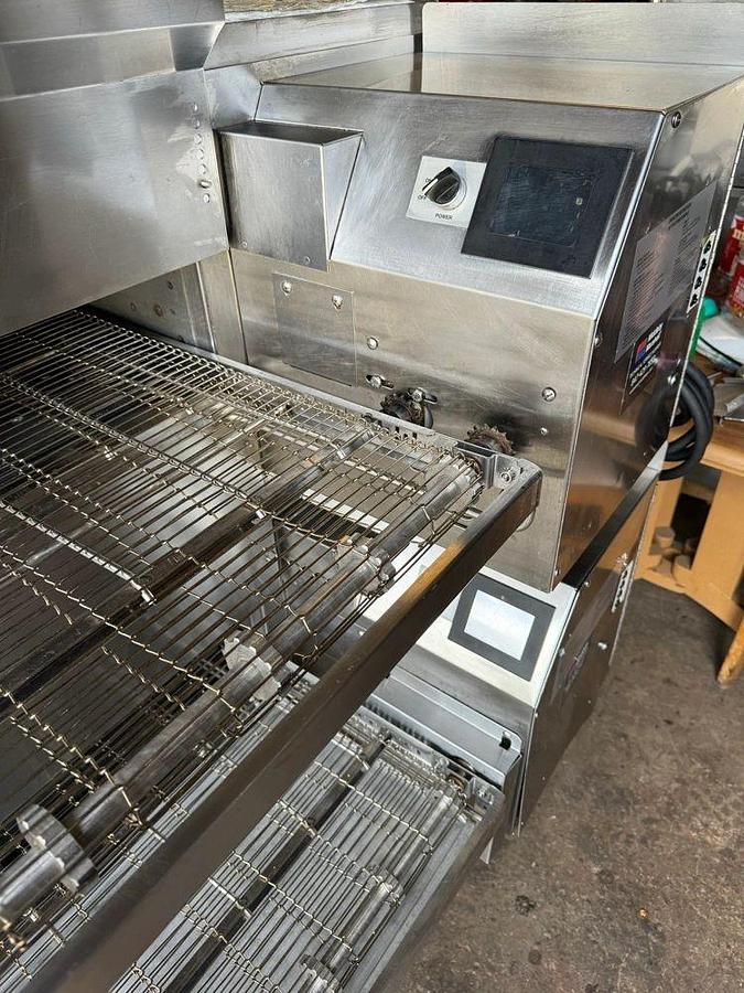 Used Middleby Marshall PS638G-2 65” Gas Double Impingement Conveyor Oven - Natural GasMiddleby Marshall PS638G-2 65” Gas Double Impingement Conveyor Oven - Natural Gas