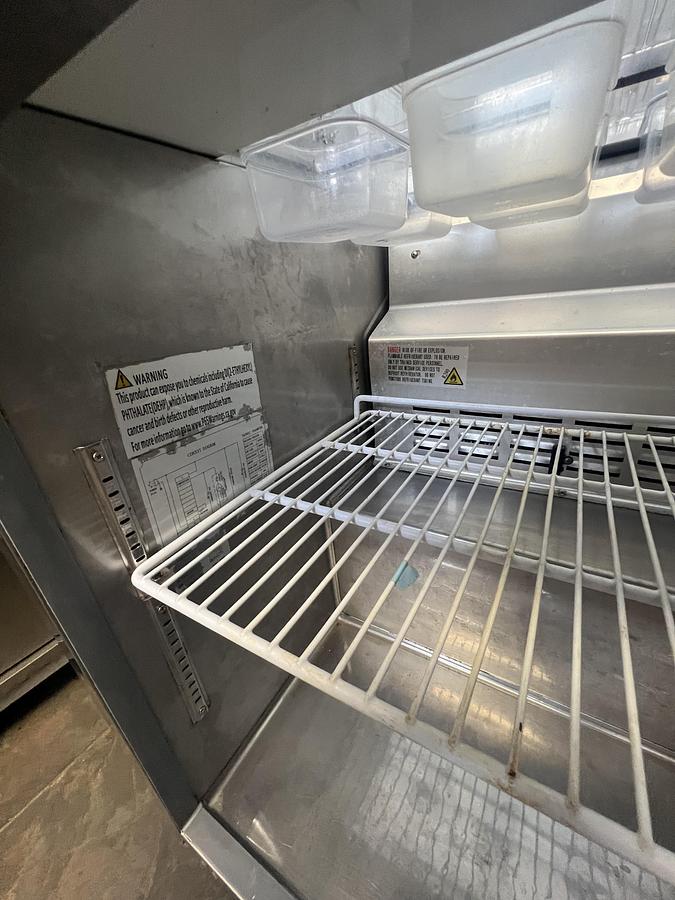 Used North Pole Refrigerated Prep Table – Commercial Stainless Steel Food Prep Station
