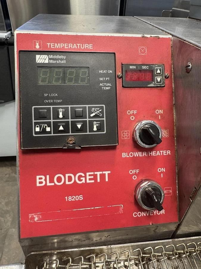 Used Blodgett Model MT1820E Electric Double Stack Conveyor Oven 208v 1 Phase 18” Belt