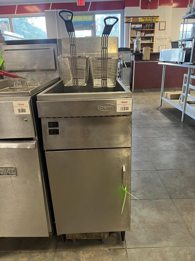 Refurbished DEAN Commercial Natural Gas Deep Fryer