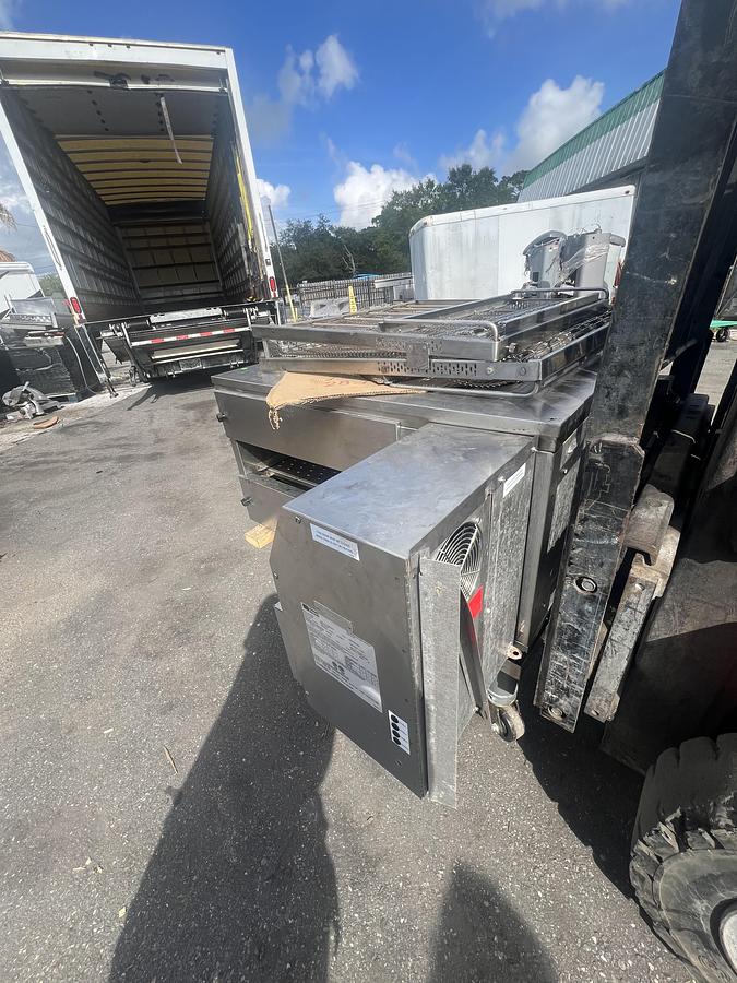 Refurbished Middleby Marshall PS636G Gas Conveyor Oven